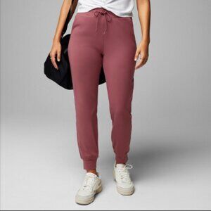 Fabletics High-Waisted Performance Jogger Full Length - Large in Moonlight Mauve